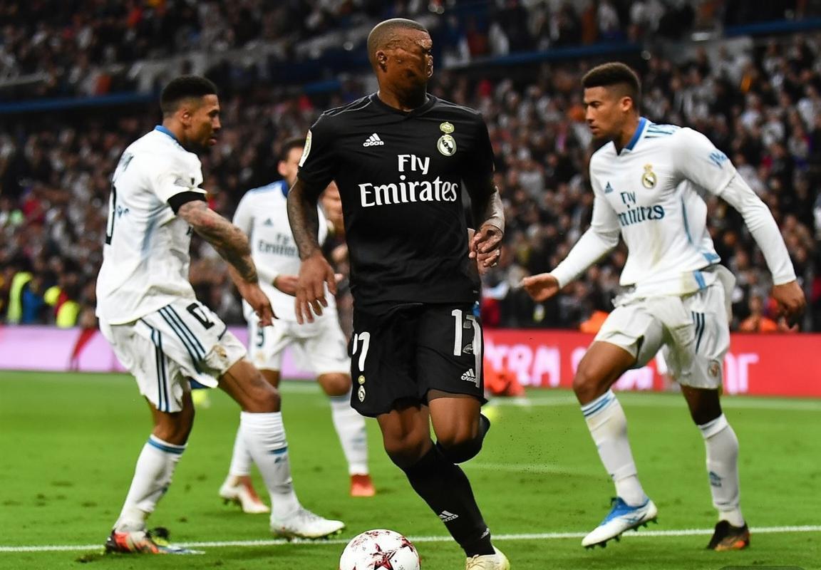 皇马伯纳乌球场2-1告捷：姆巴佩首开纪录，罗德里戈绝杀终结连败